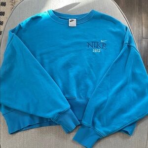 Nike Women's Blue Sweatshirt